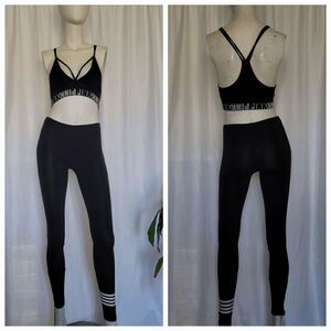 Victoria's secret black leggings and pink sport bra bunlde size XS